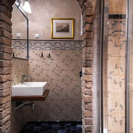 Lejlighedshotel Paul's Fantasia Boutique 4*