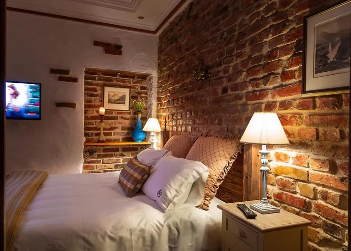 Paul's Fantasia Boutique